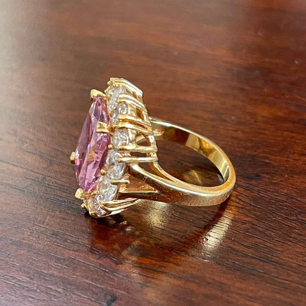 Imitation pink sapphire and diamanté gold tone cocktail ring - Picture 9 of 12